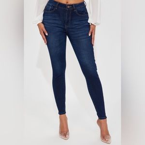 Fashion nova mid rise skinny jeans